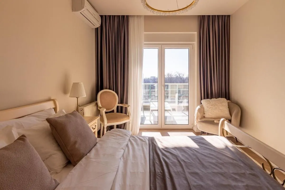 Warm&Inviting Herastrau Apart Bukarest 0*,